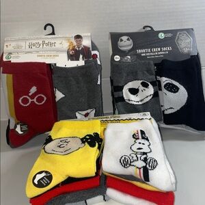 Peanuts, Harry Potter, NBC Character socks assorted colors, 30 pairs total
